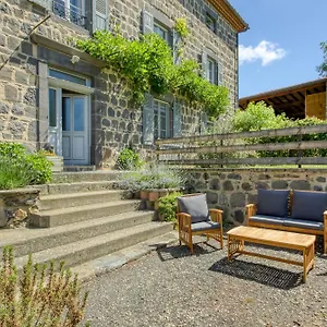 https://les-jardins-danna-chambres-dhotes.hotels-rhonealpes.com